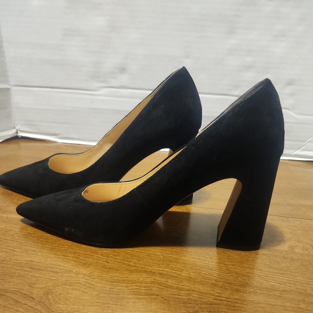 Vince Camuto Women's Black Suede Pump Block Heel Pointed Toe Slip-On 10 M